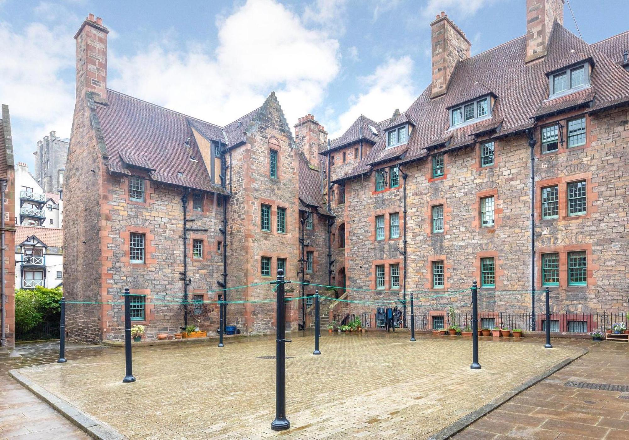 The Well Court Residence Edinburgh Eksteriør billede